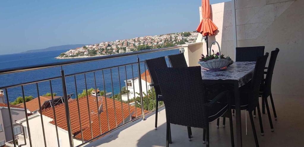 Summer Lounge Apartment Trogir Exterior photo